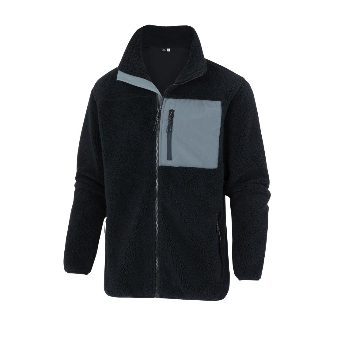 מעיל ה-Aztec Blizzard Sherpa Full Zip Flag הוא מעיל פליס שחור עם צווארון גבוה, רוכסן קדמי מלא, שרוולים ארוכים, כיס חזה אפור בהיר עם רוכסן וכיסים צדדיים נוספים עם רוכסן.