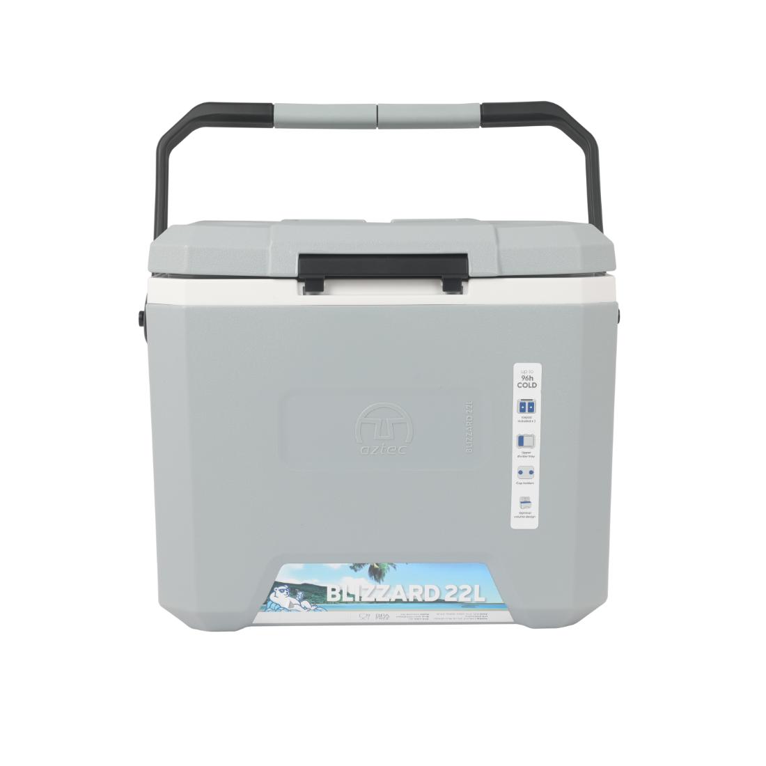 ה-Aztec Blizzard 22L 5L הוא צידנית ניידת בצבעים אפור ולבן עם ידית שחורה, המושלמת לשמירה על טמפרטורה נמוכה של מוצרים בזמן נסיעה.