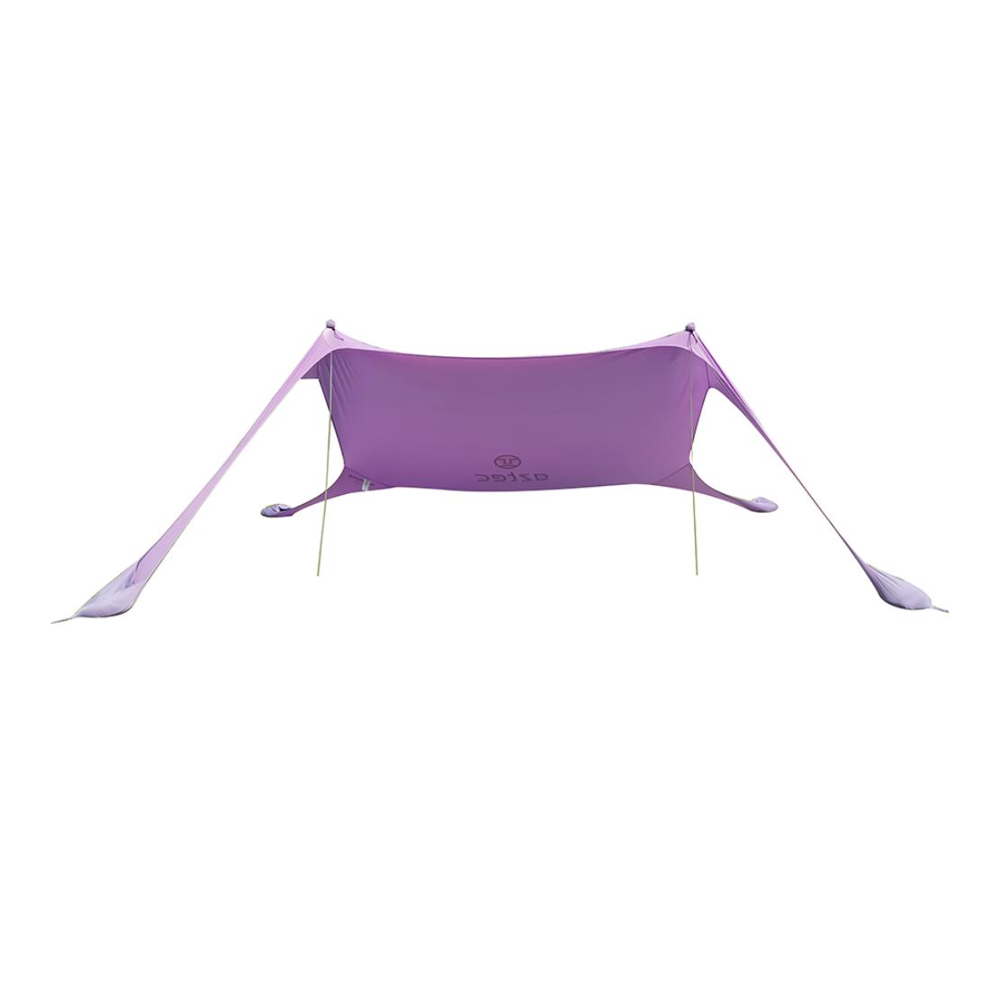 שמשיה לחוף מסוג Aztec Sunbag S Air בצבע סגול כוללת ארבע פינות מבד המותקנות בקרקע, והיא נתמכת על ידי שני מוטות אנכיים מרכזיים.