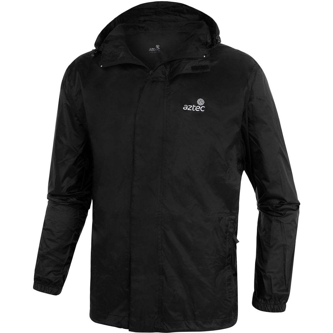 מעיל הגשם Aztec Slicker M II הוא מעיל גשם שחור וקליל עם ברדס, לוגו עגול על החזה השמאלי, רוכסן קדמי, שרוולים אלסטיים וצווארון גבוה להגנה.