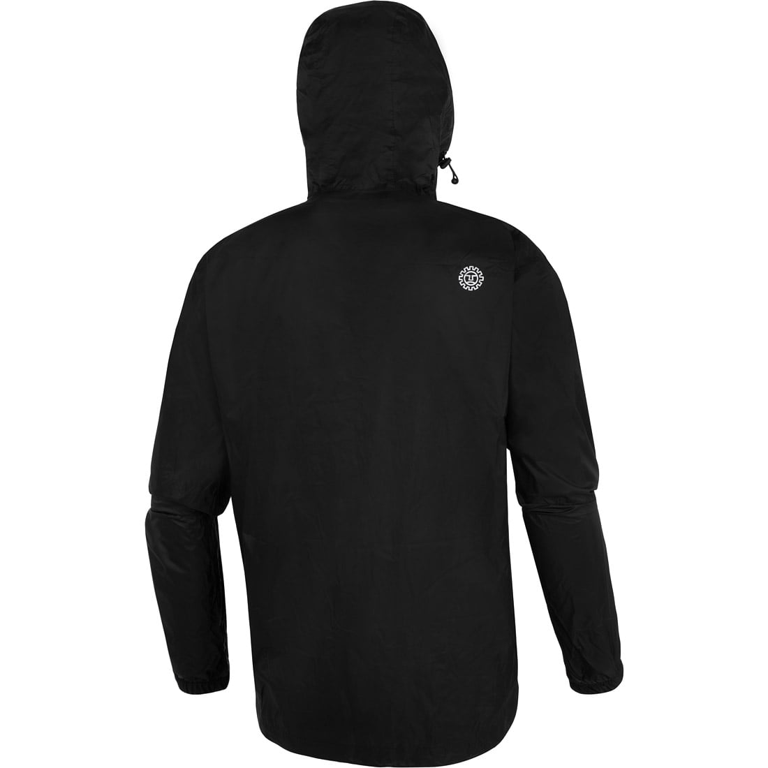 מעיל שחור מדגם Aztec Slicker M II עם ברדס, המוצג במבט מאחור, בעל שרוולים ארוכים ולוגו גיאומטרי לבן קטן בפינה השמאלית העליונה מתחת לכתף.